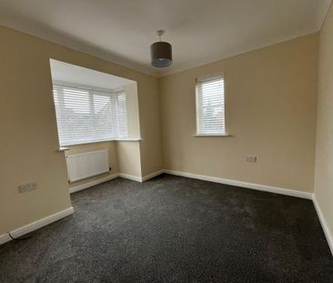 3 bedroom detached house to rent - Photo 4