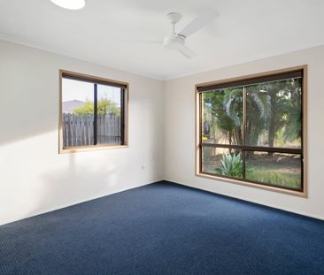 Coastal Comfort with Cool Ocean Breezes - Photo 2