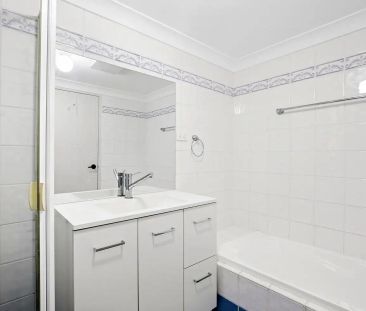 “Sunny and Stylish” - Photo 6