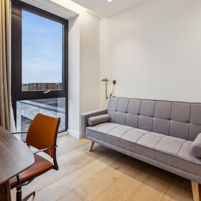 3 bedroom flat to rent - Photo 1