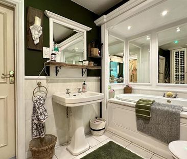 3 bedroom apartment to rent - Photo 4