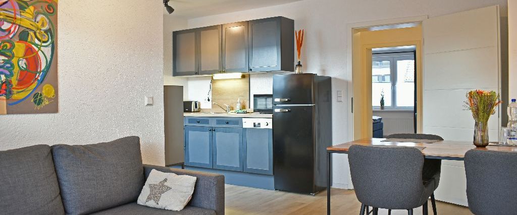 Döhren, moderne Stadtwohnung in bester Lage, Balkon - Foto 1