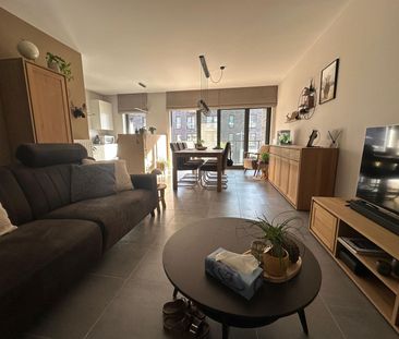 Appartement te huur in Hemiksem met 3 slaapkamers - foto 2