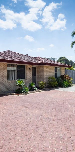 Low-Maintenance Family Home - Photo 1