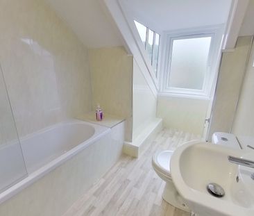 Victoria Road, Kirkstall - Photo 4