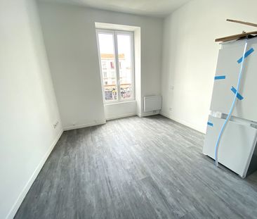 Location Appartement 1 pièce 26m² - Photo 4