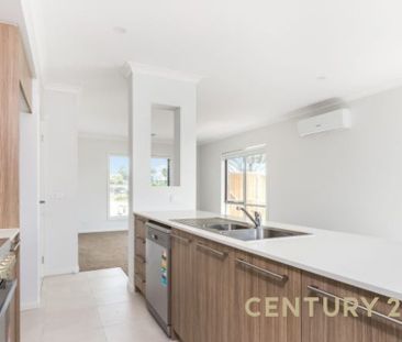 Family Comfort in a Peaceful Court Location - Photo 5