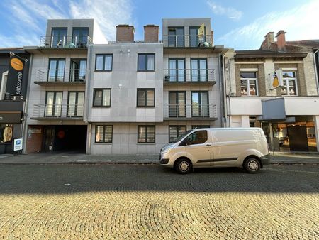 Mooi appartement in centrum Beveren met twee slaapkamers en balkon - Foto 3