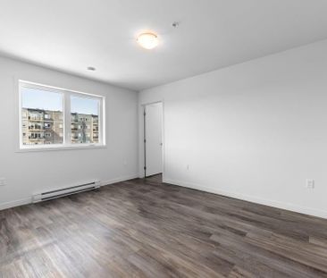 2 chambres à coucher 1 salle de bain Appartement - Photo 4