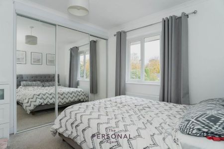 3 bedroom semi-detached house to rent - Photo 4