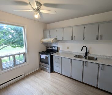 For Lease - 765 Oklahoma Drive Unit# 4, Pickering, Ontario - Photo 6