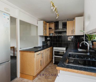 Gatley Avenue, Epsom - Photo 5