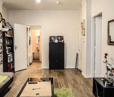 Location Appartement 2 pièces 43m² ROUEN 76000 - Photo 2