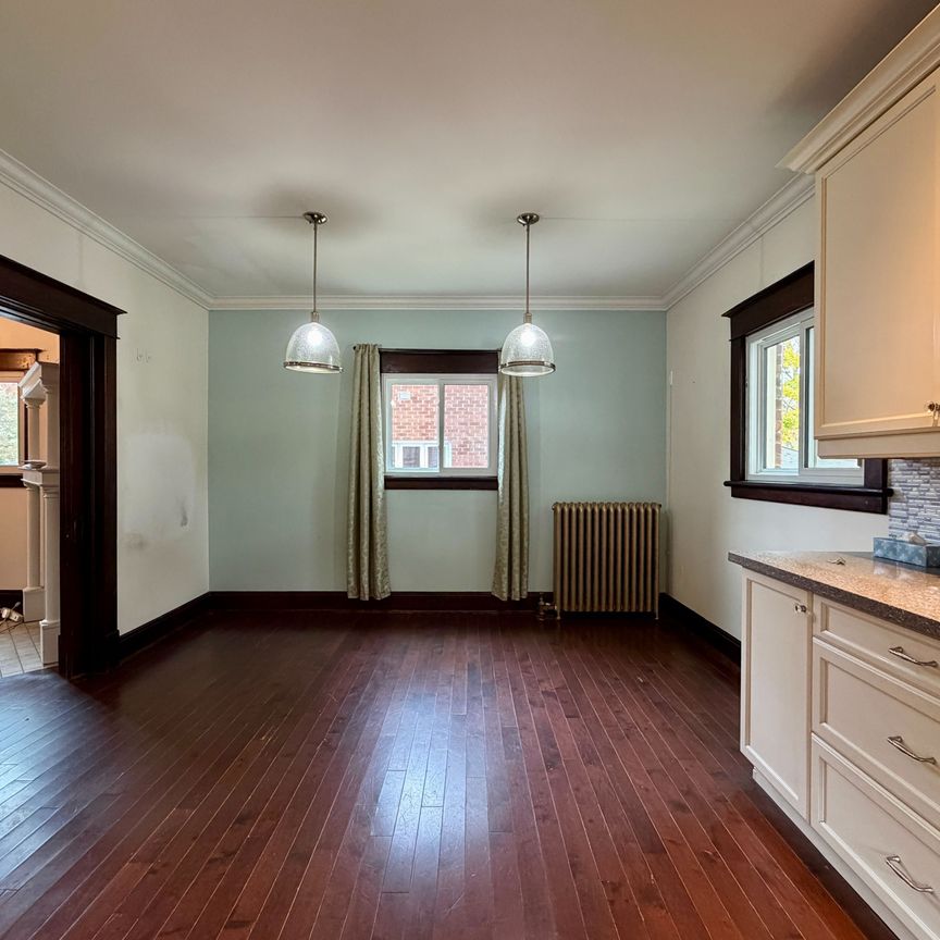 For Lease - 44 Cambridge Street, Kawartha Lakes, Ontario - Photo 1
