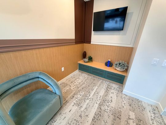 For Lease - 1660 Bloor Street Unit# 606, Toronto, Ontario - Photo 1