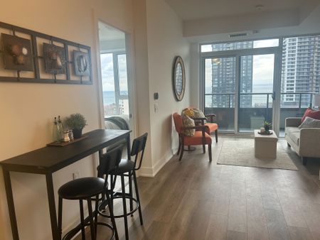 For Lease - 2088 James Street, Burlington, Ontario - Photo 5