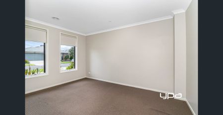 Welcome to your new home, it's ready & waiting for you! - Photo 3