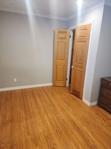 For Lease - 20145 Bathurst Street, East Gwillimbury, Ontario - Photo 3