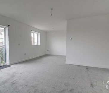 Meadow Way, Jaywick, Clacton-on-sea, CO15 - Photo 1