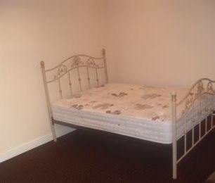 2 Bed - Temple Street, Emm Lane, Bd9 - Photo 3