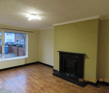 3 bedroom terraced house to rent - Photo 4