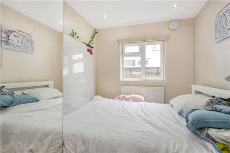 West Hill, Wandsworth, SW18 1RU - Photo 4