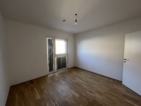 Moderne 4-Zimmer-Wohnung in zentraler Lage - Foto 3