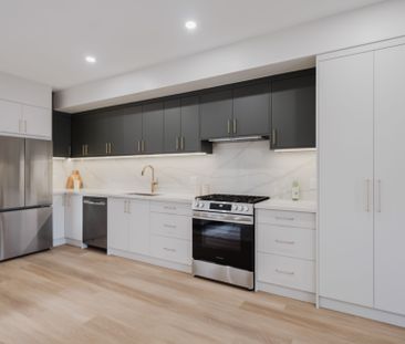 For Lease - 37 MILVERTON Boulevard Unit# 1, Toronto, Ontario - Photo 6