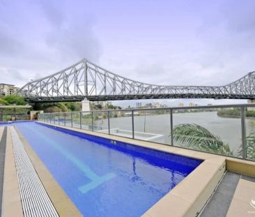 “Unfurnished Two Bedroom Two Bathroom Apartment” - Photo 3