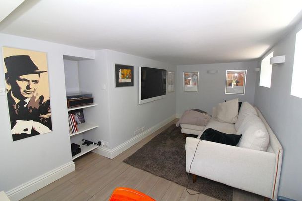 3 bedroom property to rent - Photo 1