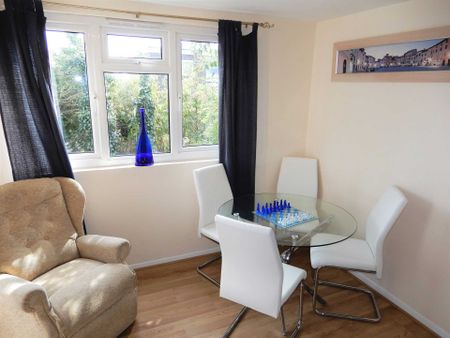 Culpepper Close, Canterbury - Photo 3