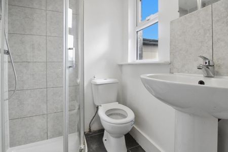 Skeltons Lane, Leyton E10 - Photo 4