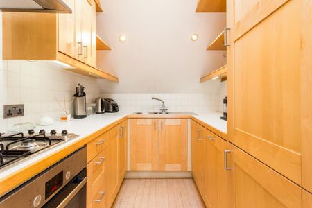 2 bedroom penthouse to rent - Photo 5