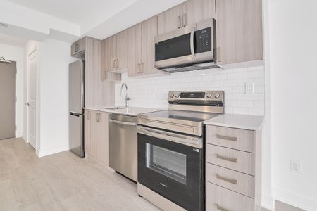 For Lease - 1010 Sandy Beach Road Unit# 1904, Pickering, Ontario - Photo 5