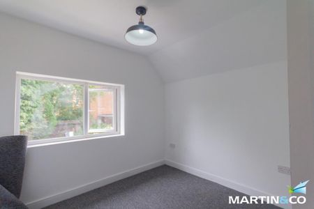 2 bedroom maisonette to rent - Photo 2
