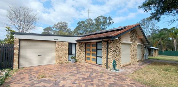 Great Size newly renovated 3 bedrooms family house in Perfect Location - Photo 2