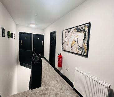 Stunning Property in Central Ipswich - Photo 2