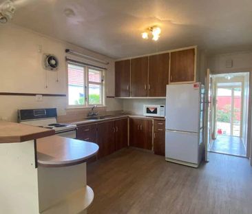 Large student accommodation - Photo 2