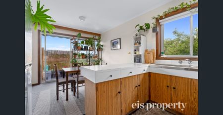 Lovely Unit Close To Everything You Need - Photo 4