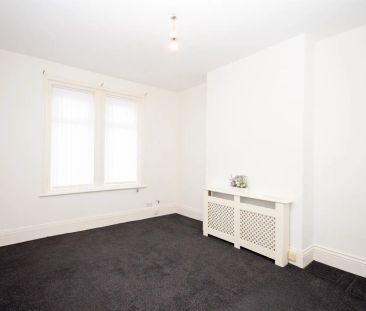 2 bed flat to rent in Canterbury Street, South Shields, NE33 - Photo 2