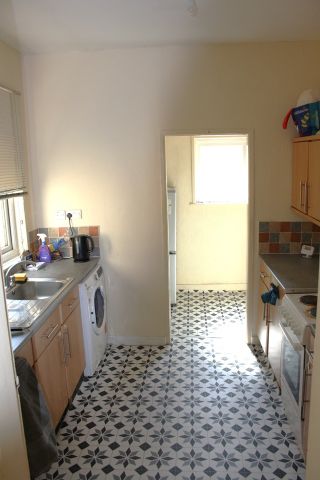 3 Bed Terraced House, New Cross Street, M5 - Photo 5