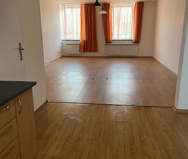 Pronájem bytu 1+kk 55 m² - Photo 1