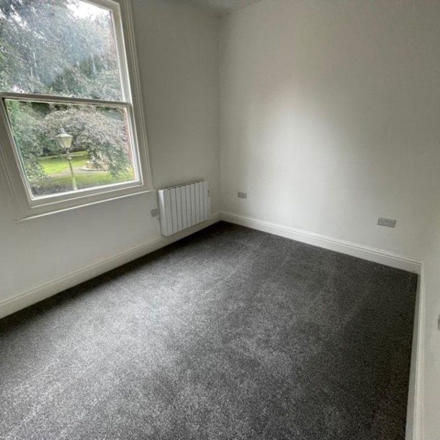 Appletongate, Newark, Notts, NG24 - Photo 1