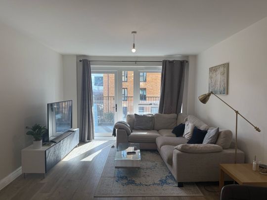 2 Bed Flat, Adele Court, N17 - Photo 1