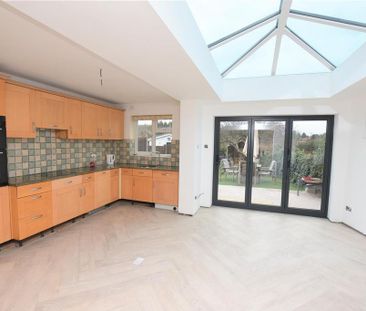 3 bedroom semi-detached house to rent - Photo 3