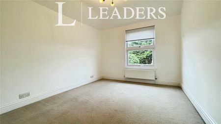 3 bedroom house to rent Albert Road, Witham, Essex, CM8 - Photo 4