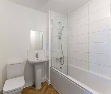 3 bedroom terraced house to rent - Photo 1