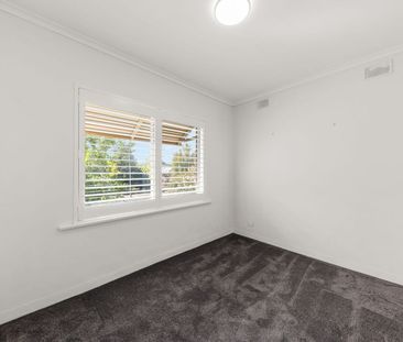 Modern Comfort & Convenience – Well-Located Unit in Brooklyn Park - Photo 5