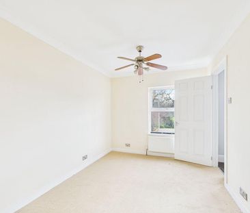 3 bedroom apartment to rent - Photo 3