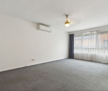 2/11 Leopold Crescent, Mont Albert. - Photo 4